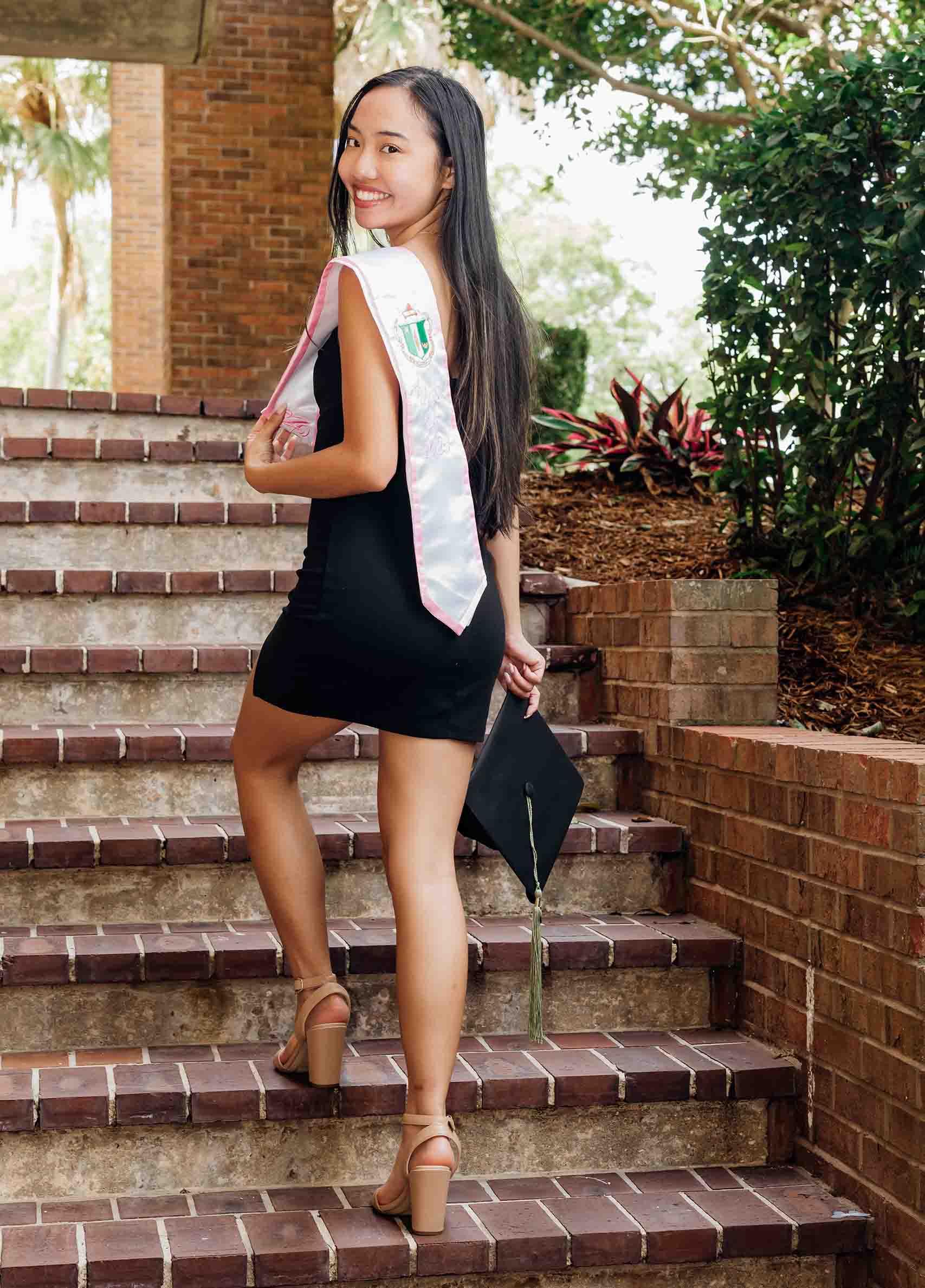 Delta Zeta Branding Session Graduating Delta Zeta Seniors